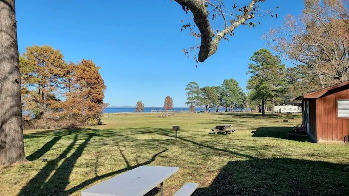 McGee's Landing Picture 3