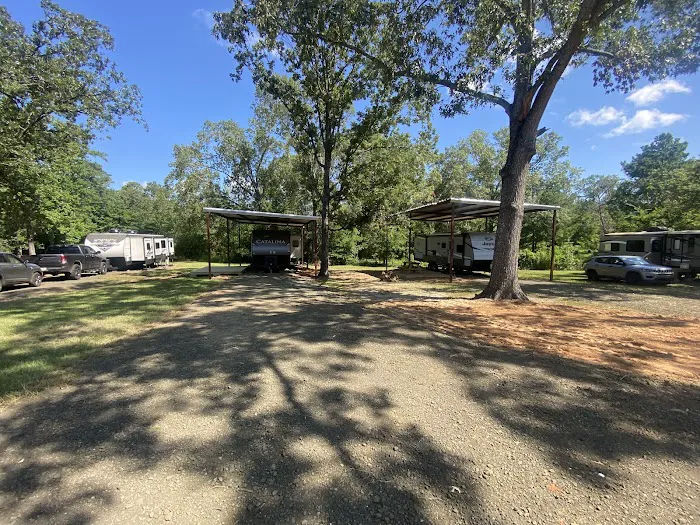 Fishin' Time RV Park Picture 10