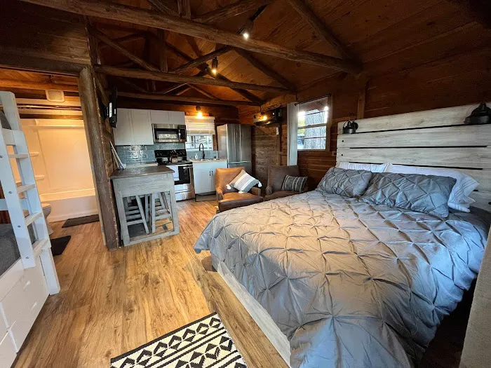 Mid Lake Campground and Market Picture 1