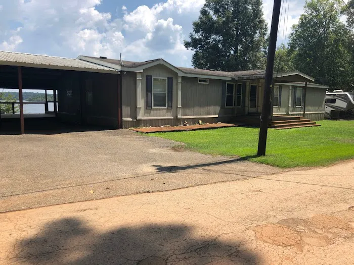 Mid Lake Campground and Market Picture 7