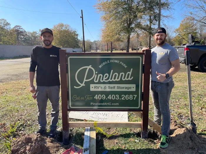 Pineland Mobile Home and RV Park Picture 2