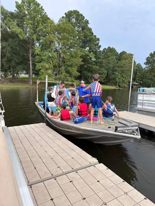 Toledo Bend RV Resort and Cabins Picture 5