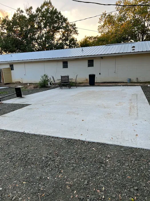 Driftwood RV Park and Cabins by the lake Picture 5