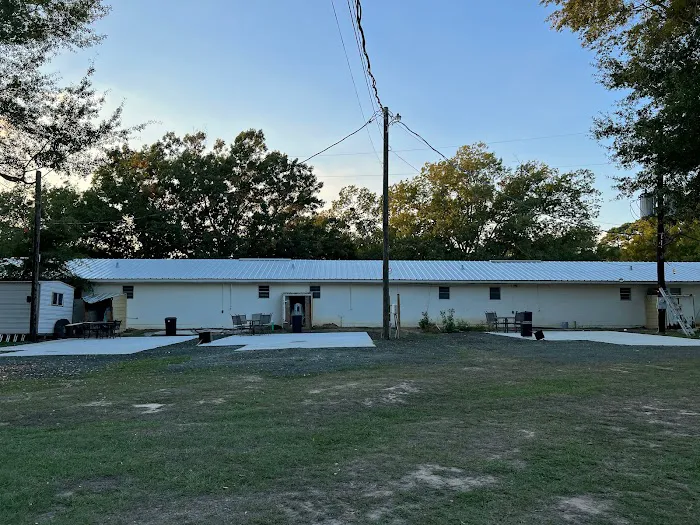 Driftwood RV Park and Cabins by the lake Picture 4