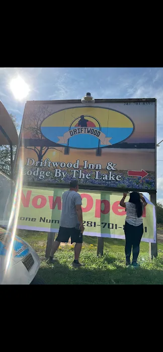 Driftwood RV Park and Cabins by the lake Picture 6