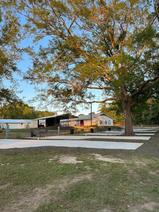 Driftwood RV Park and Cabins by the lake Picture 8