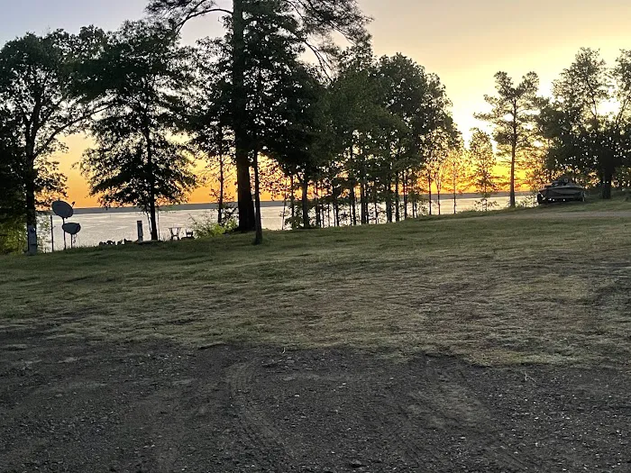 Captain's Fishing Resort Picture 7