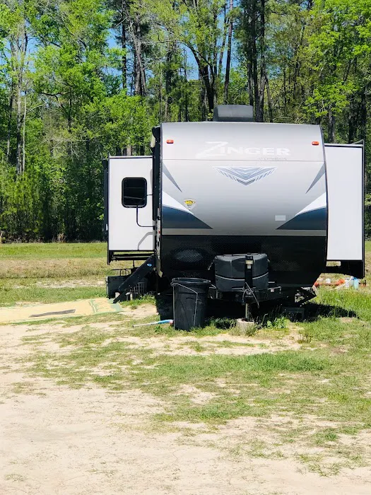 The Creek RV Picture 6