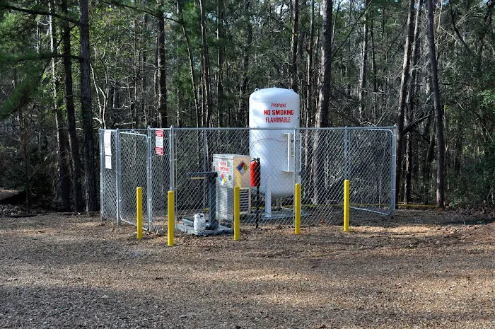 Rayburn RV Hideout Picture 2