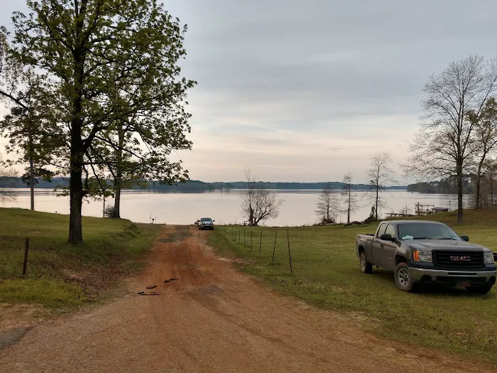 Holly Point Trailer Park Picture 1