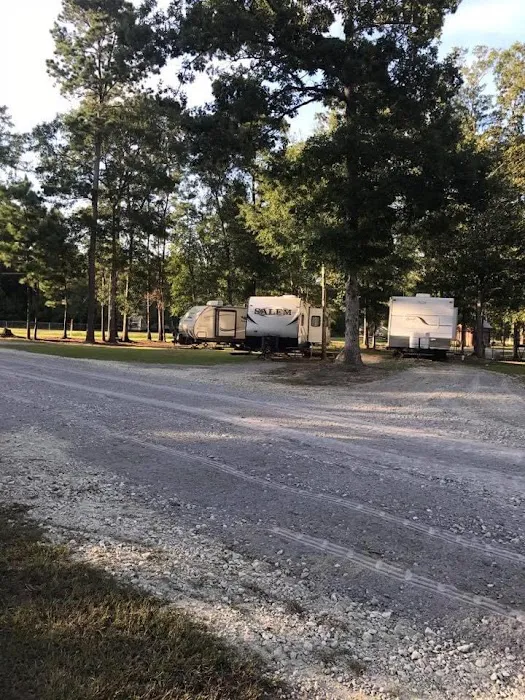 Bullfrogs & Butterflies RV Park Picture 2