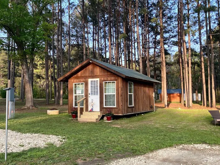 Nestled Pines RV Park Picture 6