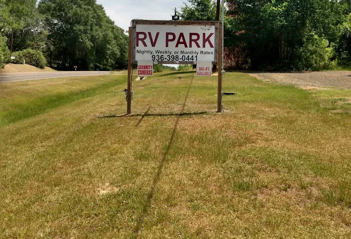 Bass Warriors Lodge & R. V. Picture 1