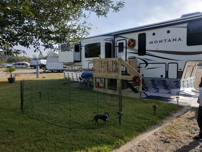 Geronimo Village RV Park Picture 2