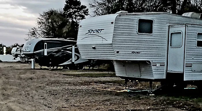 Geronimo Village RV Park Picture 4