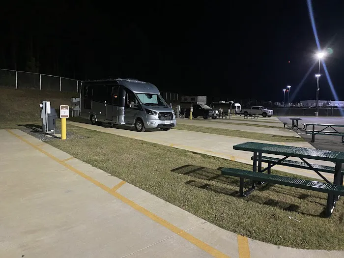 Love's RV Stop Picture 9