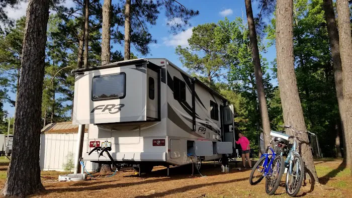 Glorey RV Park Picture 4