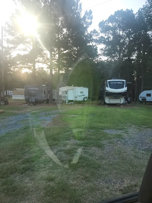 Glorey RV Park Picture 2