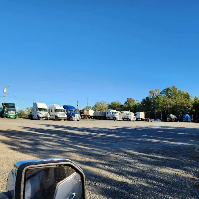 Henry Hill Farms RV Park Picture 5