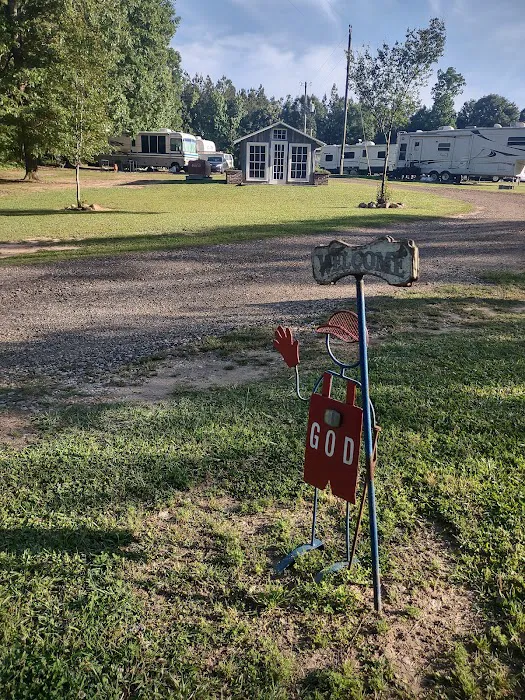 St Luke RV Park Picture 5