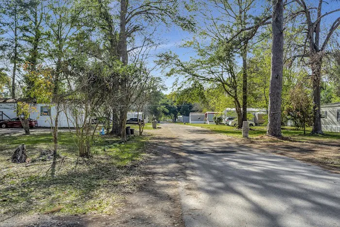 Wickshire Lane Mobile Home & RV Community Picture 1