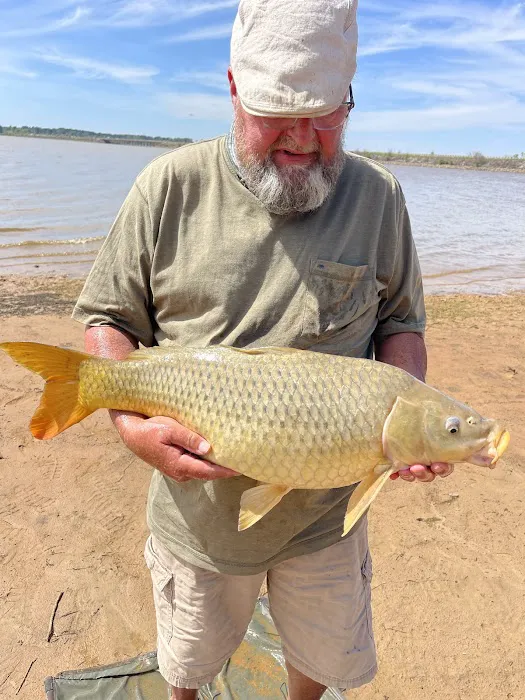 Three Pines Lakeside Picture 7