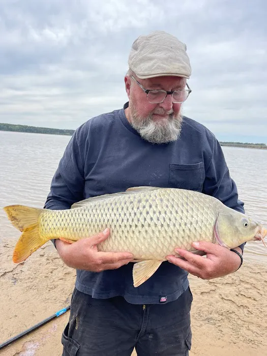 Three Pines Lakeside Picture 6