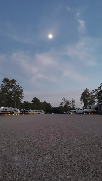 Bugout Rv Park Picture 1