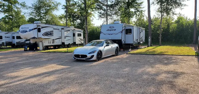 Bugout Rv Park Picture 6