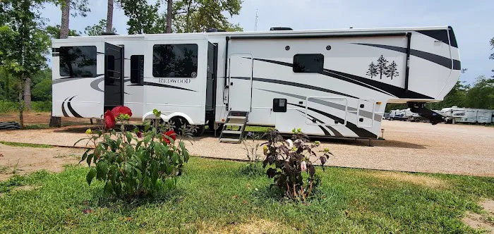 Bugout Rv Park Picture 3