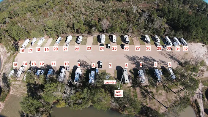 Bugout Rv Park Picture 9