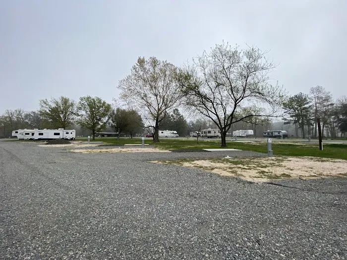 The Farm RV Park Picture 3