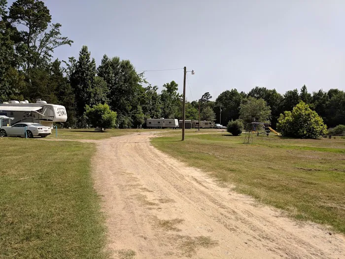 Bobcat Hollar RV Park Picture 6