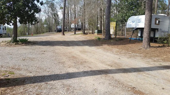 Magnolia Hill RV Park Picture 6