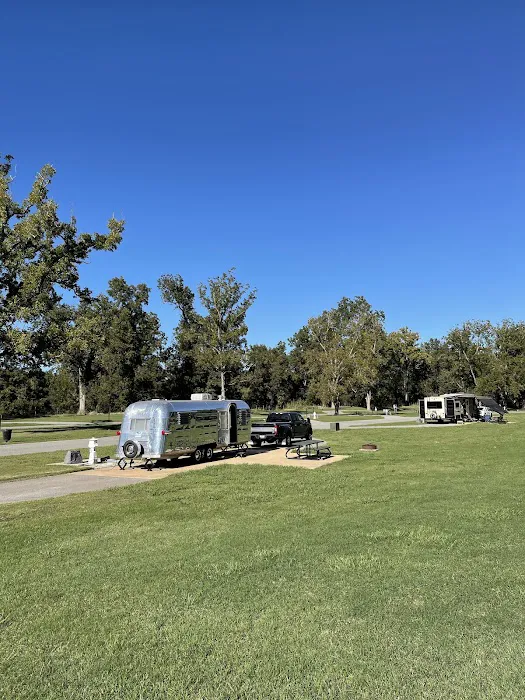 Grand Ecore RV Park Picture 6