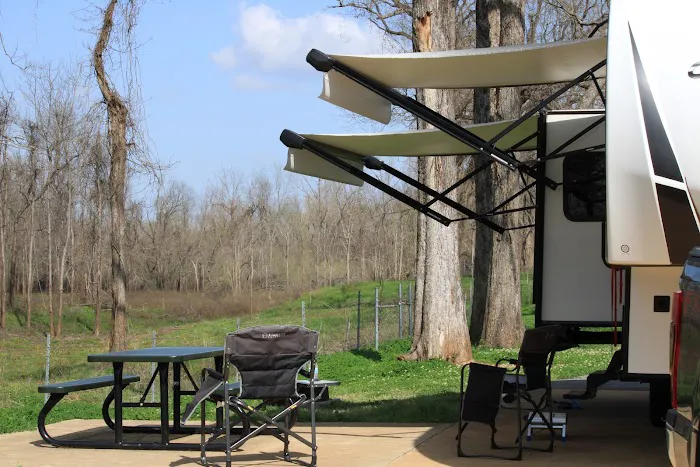 Grand Ecore RV Park Picture 1