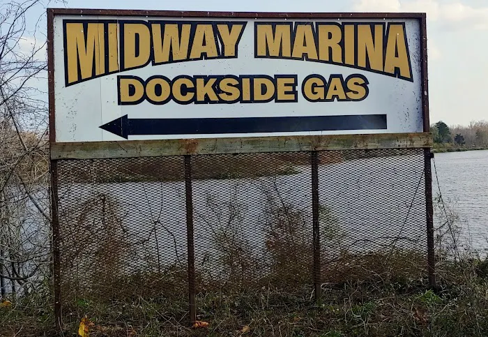 Midway RV Park & Marina Picture 4