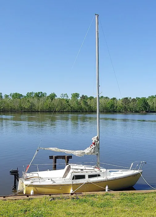 Midway RV Park & Marina Picture 2