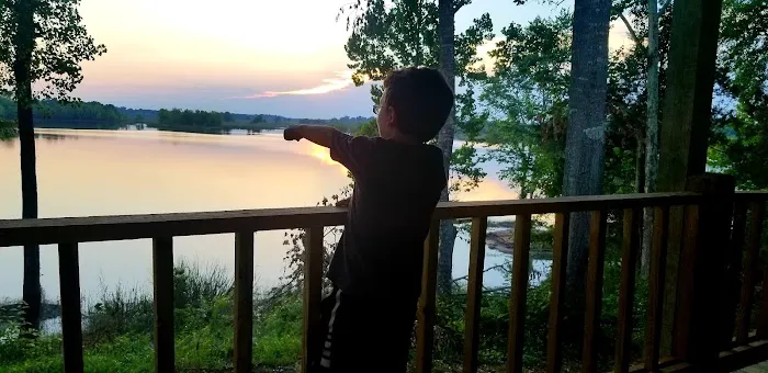 Montgomery RV Park Picture 9