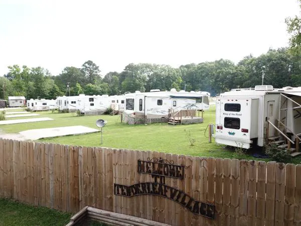 Longleaf RV Park Picture 5