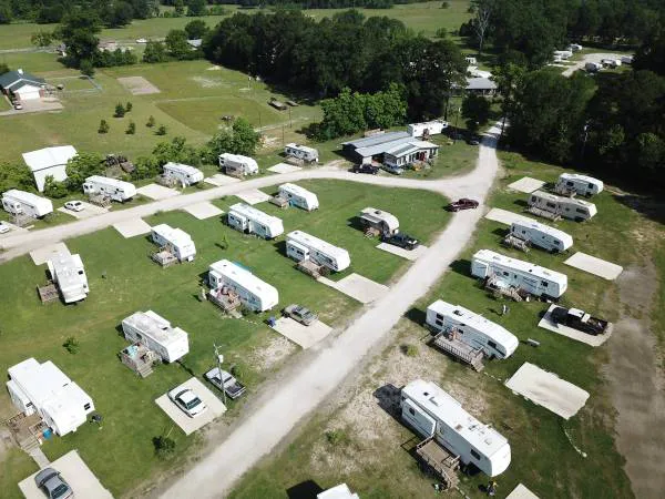 Longleaf RV Park Picture 7