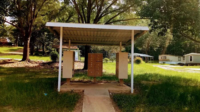 Westwood Mobile Home Community Picture 2