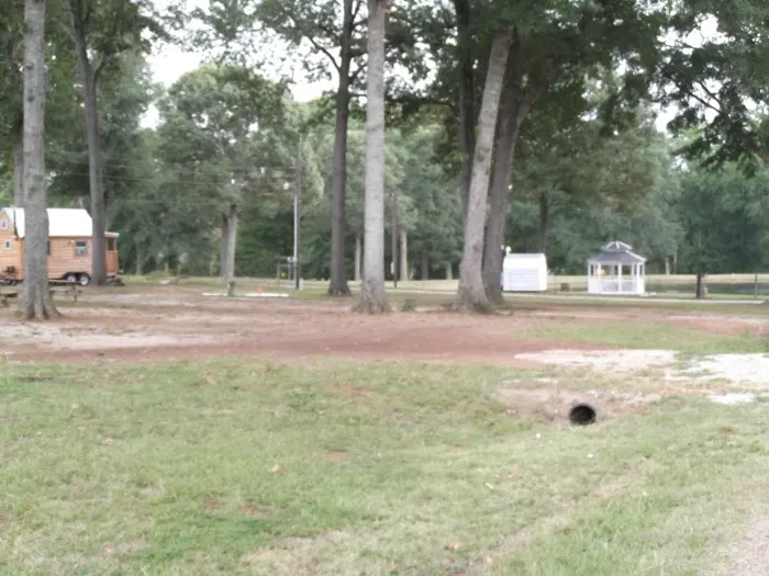 Trailer Village RV Park Picture 9