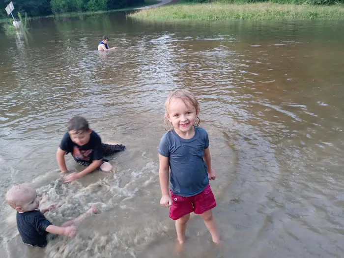 Billy Bob RV Picture 9