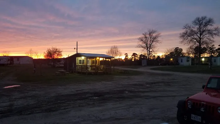 Sunset RV Park & Cabins Picture 3