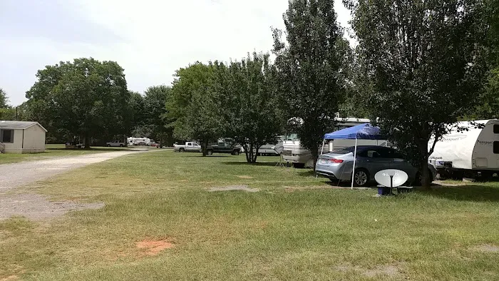 Village RV Park Picture 3