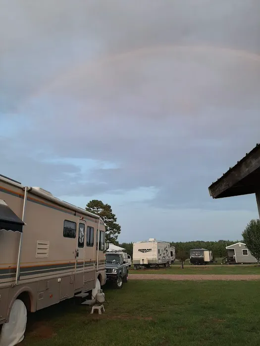 Whispering Pines RV Park & Lodging Picture 6