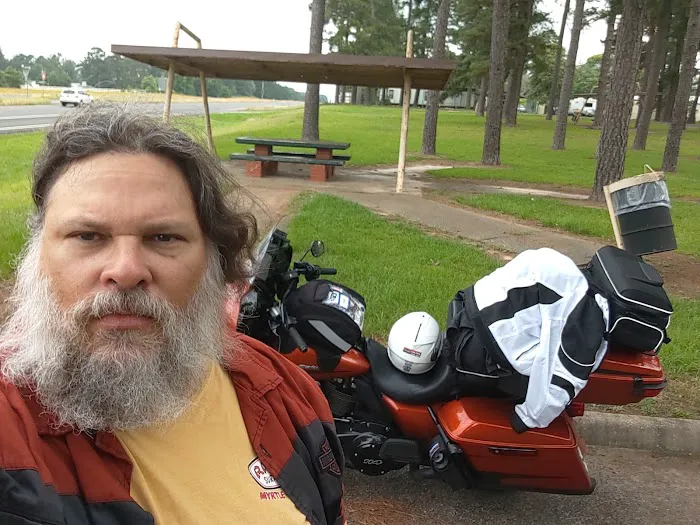 Whispering Pines RV Park & Lodging Picture 9