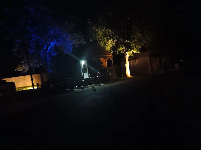 Jim's RV Park Picture 2