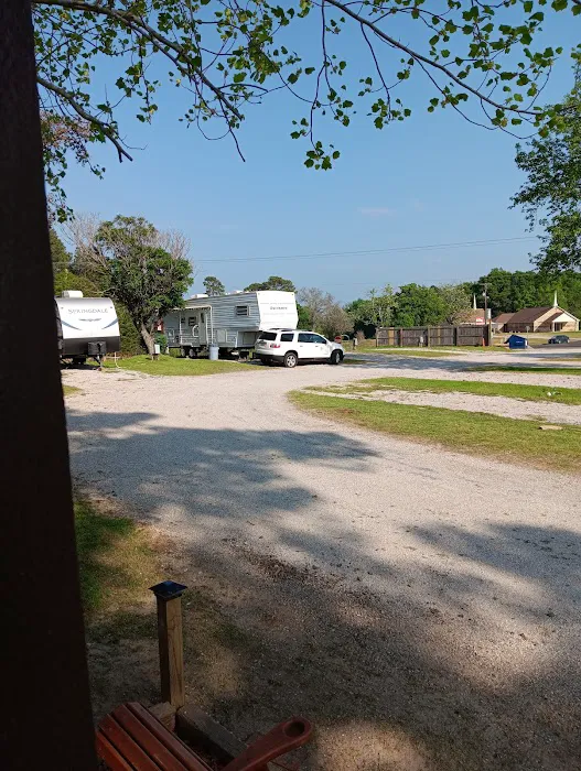 Jim's RV Park Picture 1